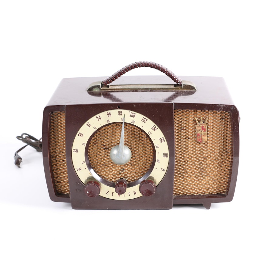 Vintage Zenith Model S-17366 Portable Radio