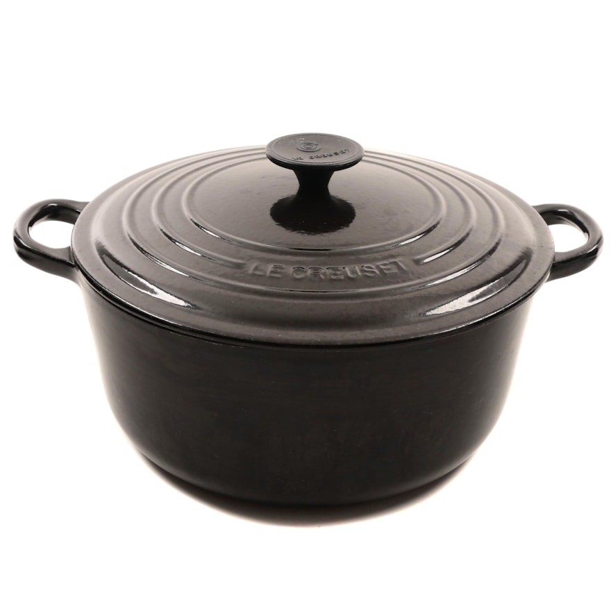 Le Creuset Black Enameled Cast Iron  5.50 Quart French Dutch Oven with Lid