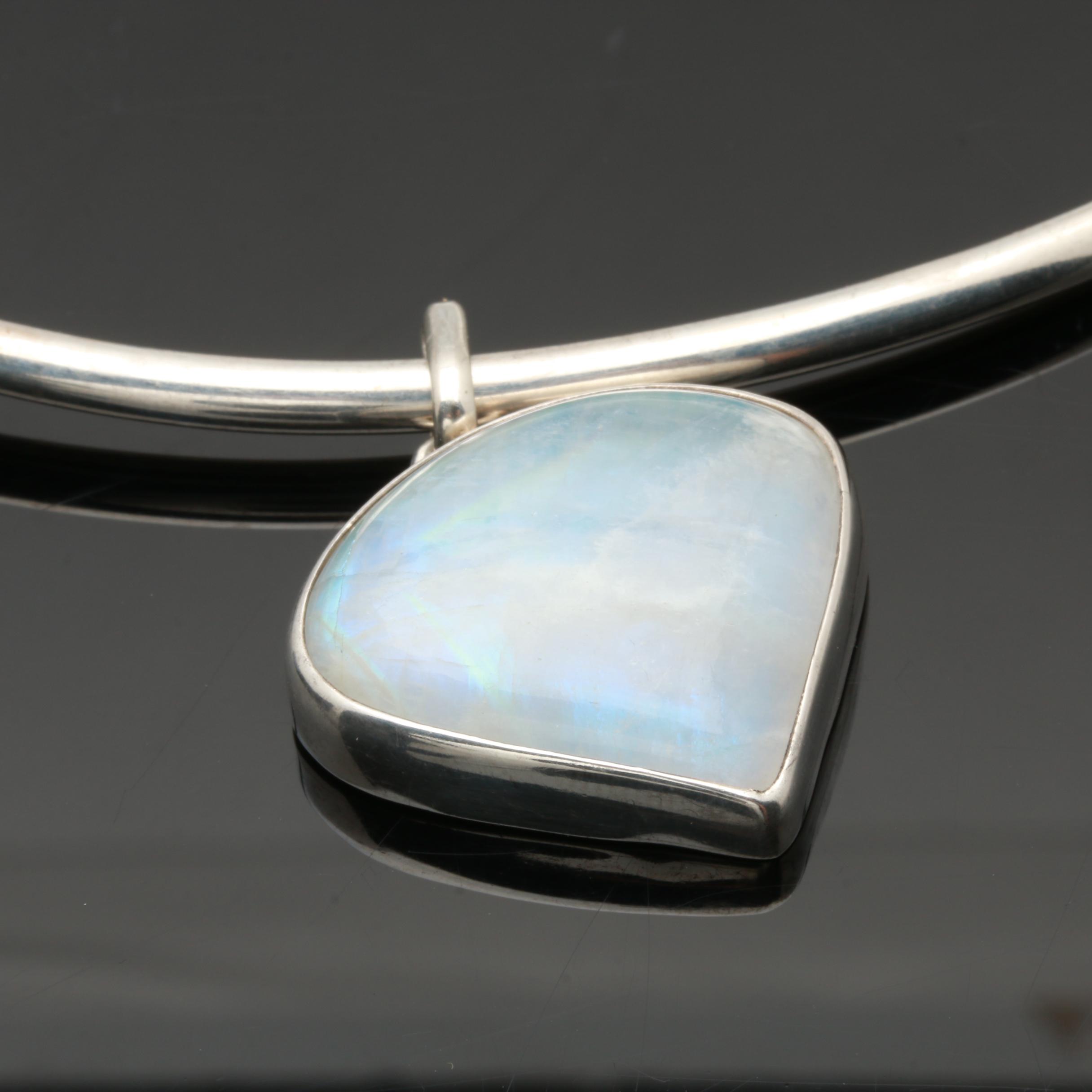 Sterling Silver Rainbow Moonstone Collar Necklace