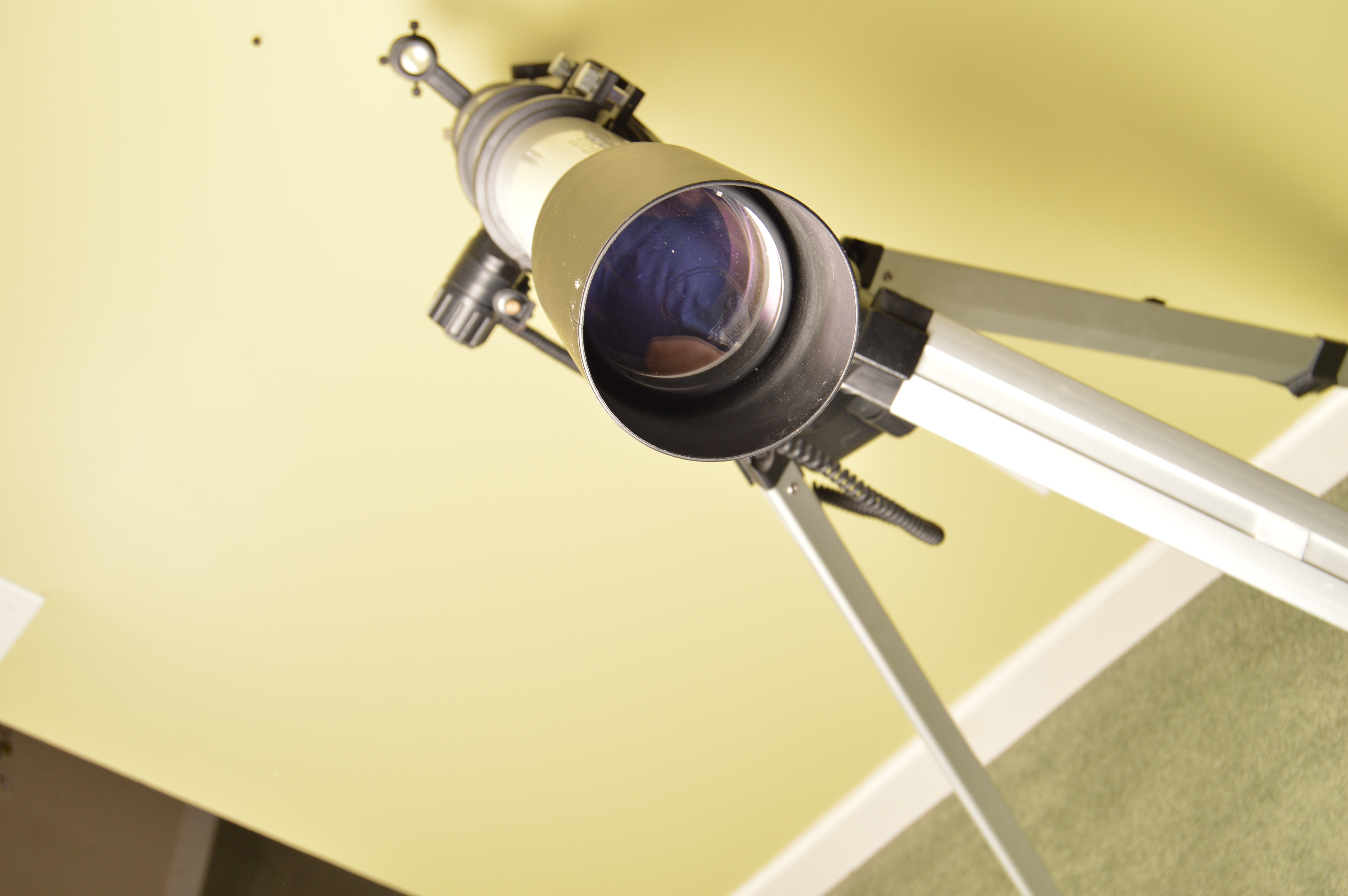 Meade Electronic Digital Multi-Coated Telescope