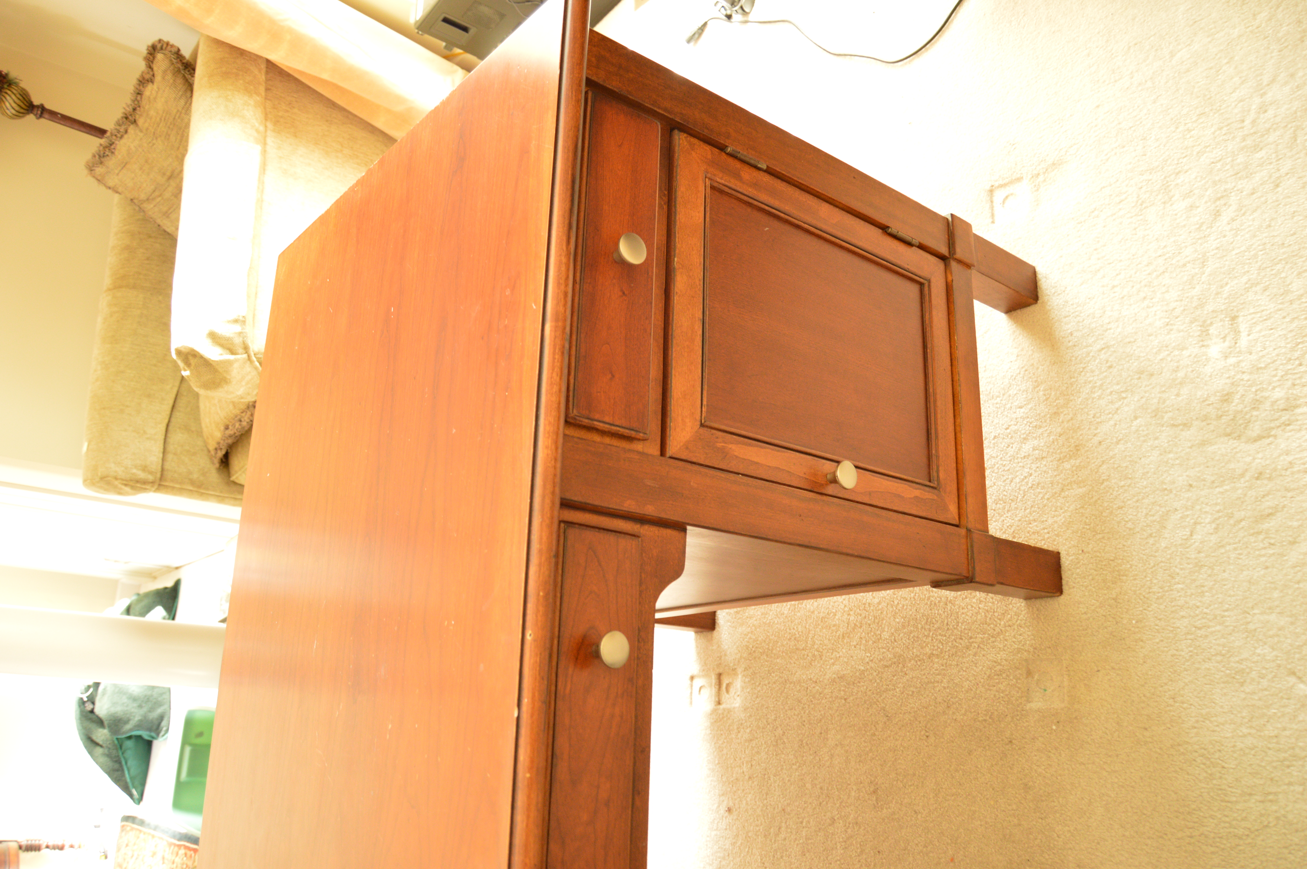 Drexel Heritage Executive Style Desk with Leather Office Chair