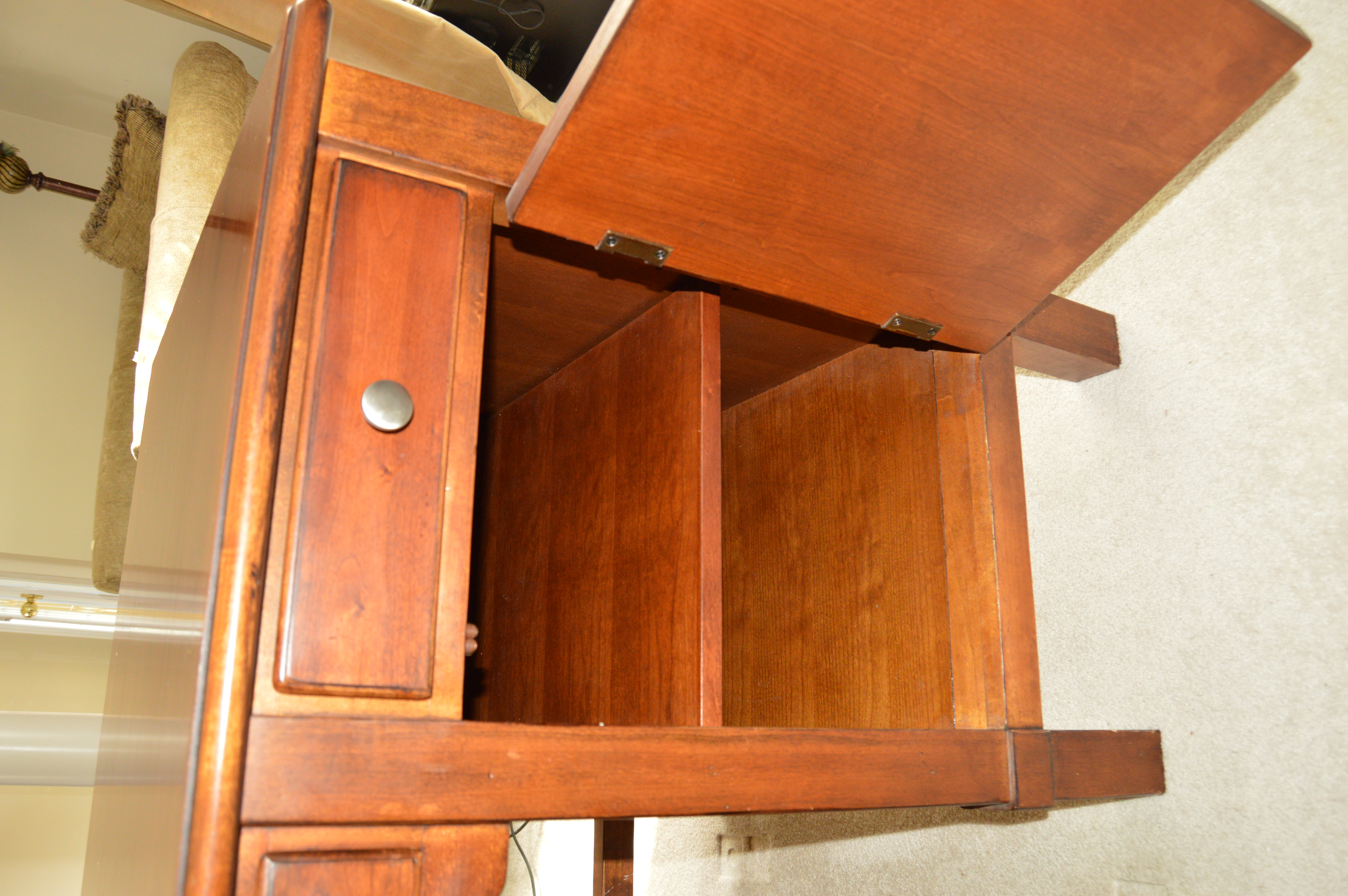 Drexel Heritage Executive Style Desk with Leather Office Chair