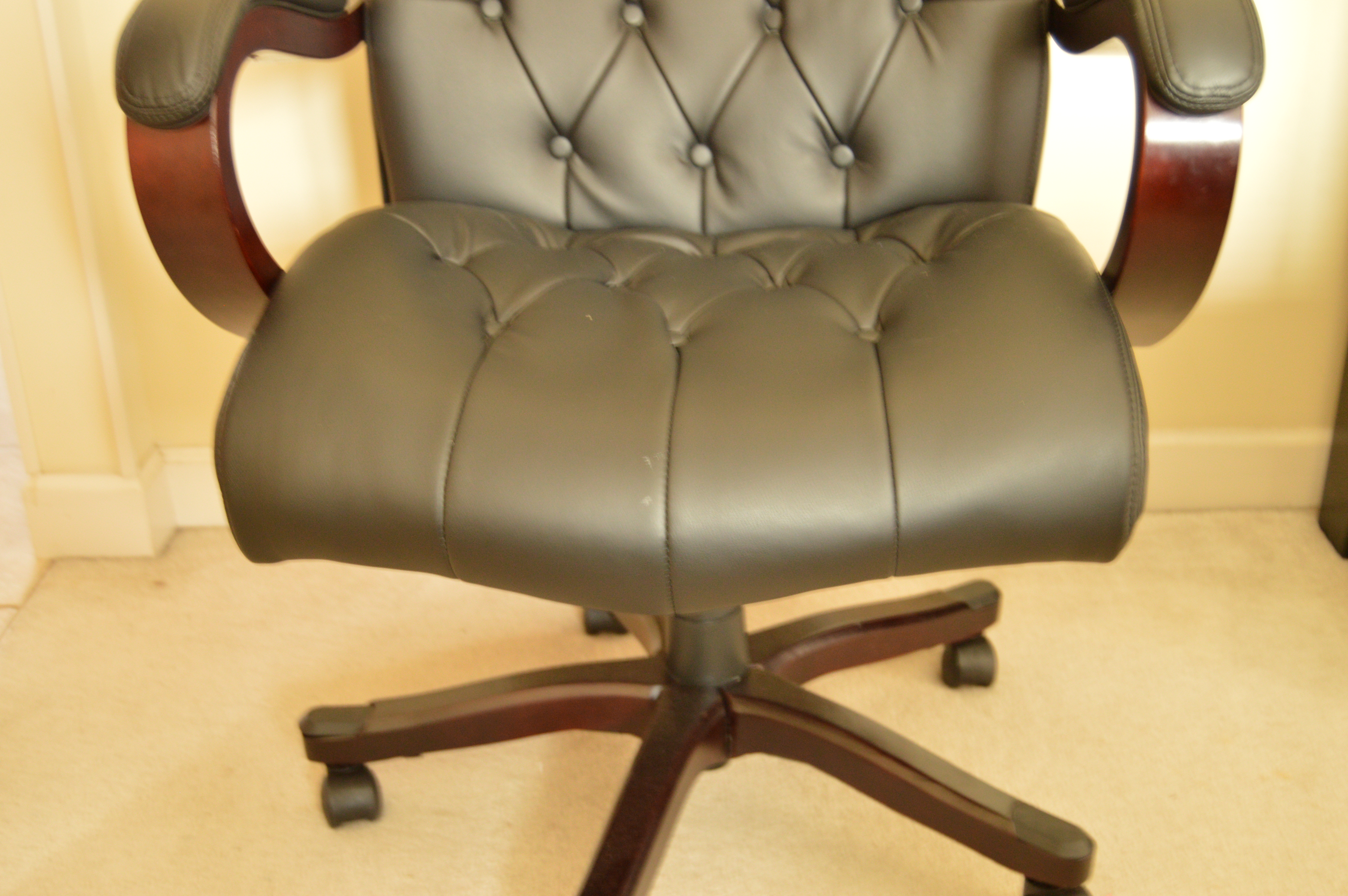 Drexel Heritage Executive Style Desk with Leather Office Chair