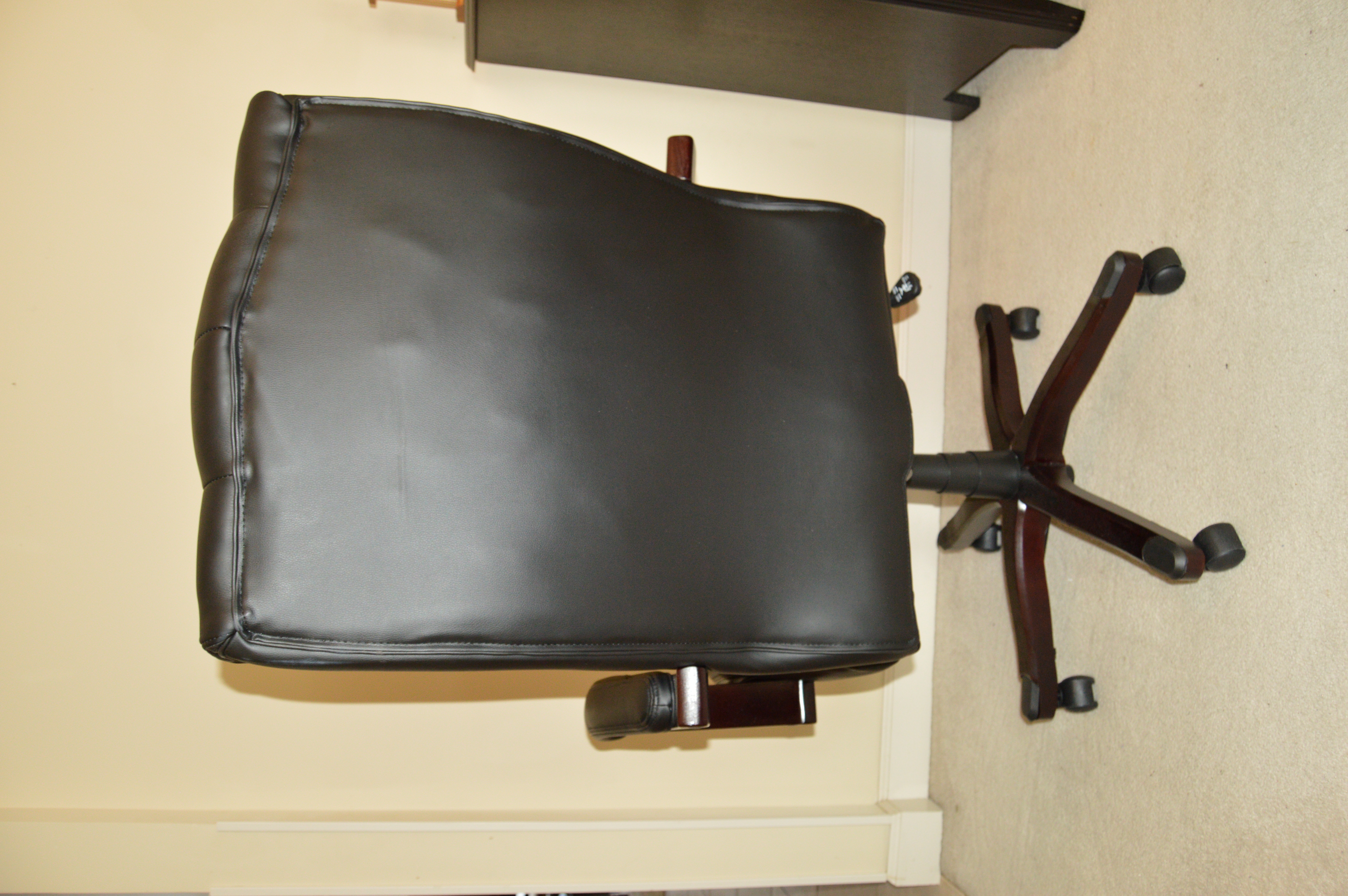 Drexel Heritage Executive Style Desk with Leather Office Chair