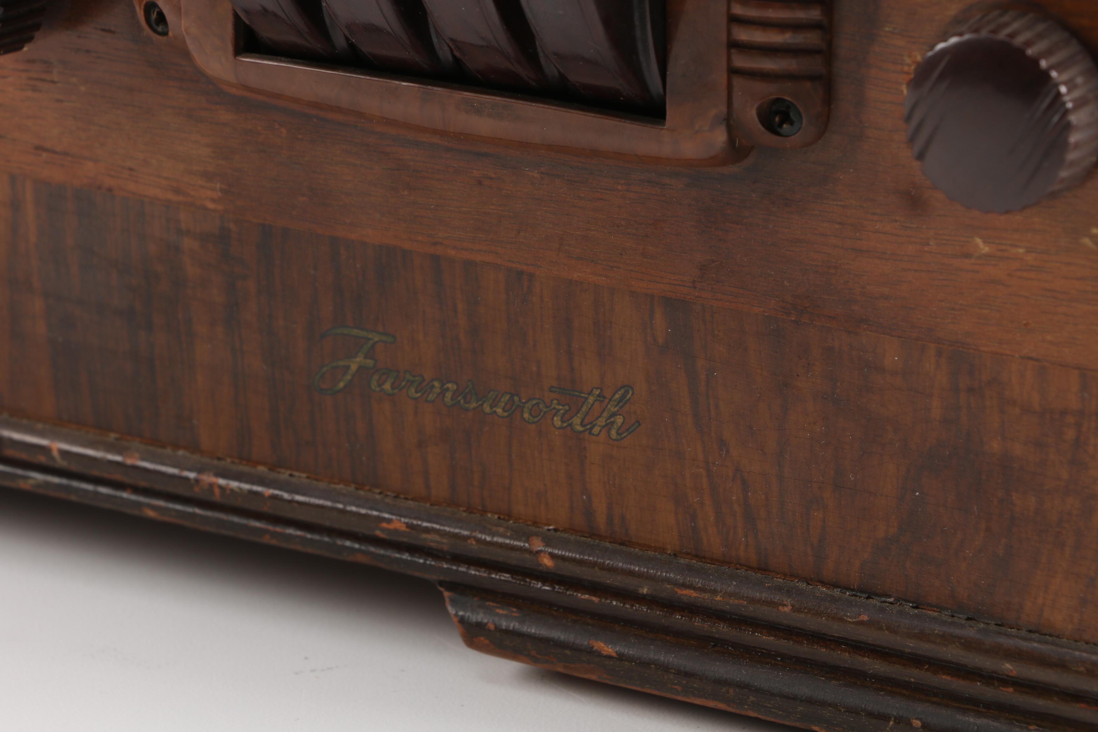 Farnsworth BT55 Model Radio