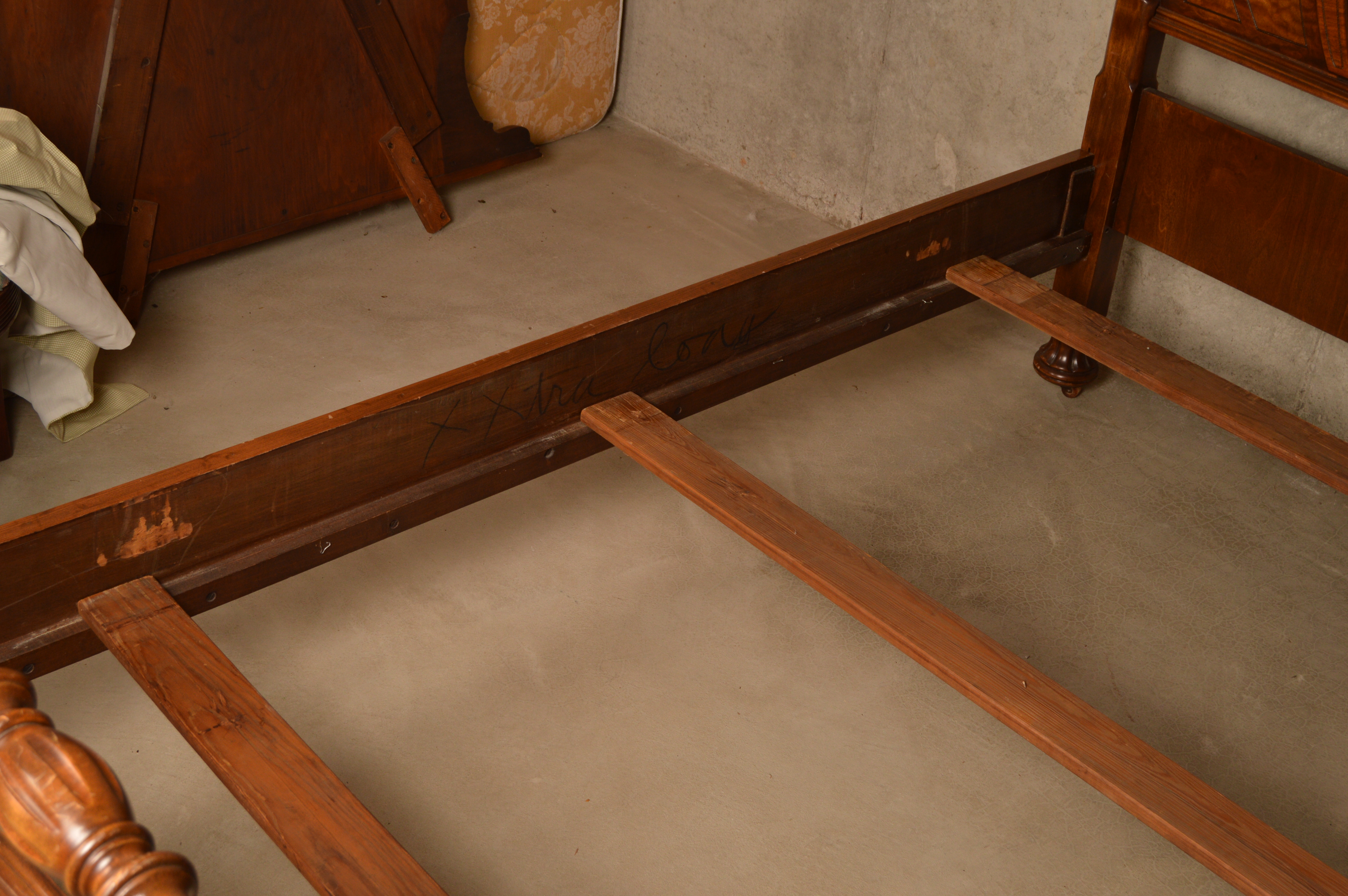 Victorian Style Full Size Wood Bed Frame