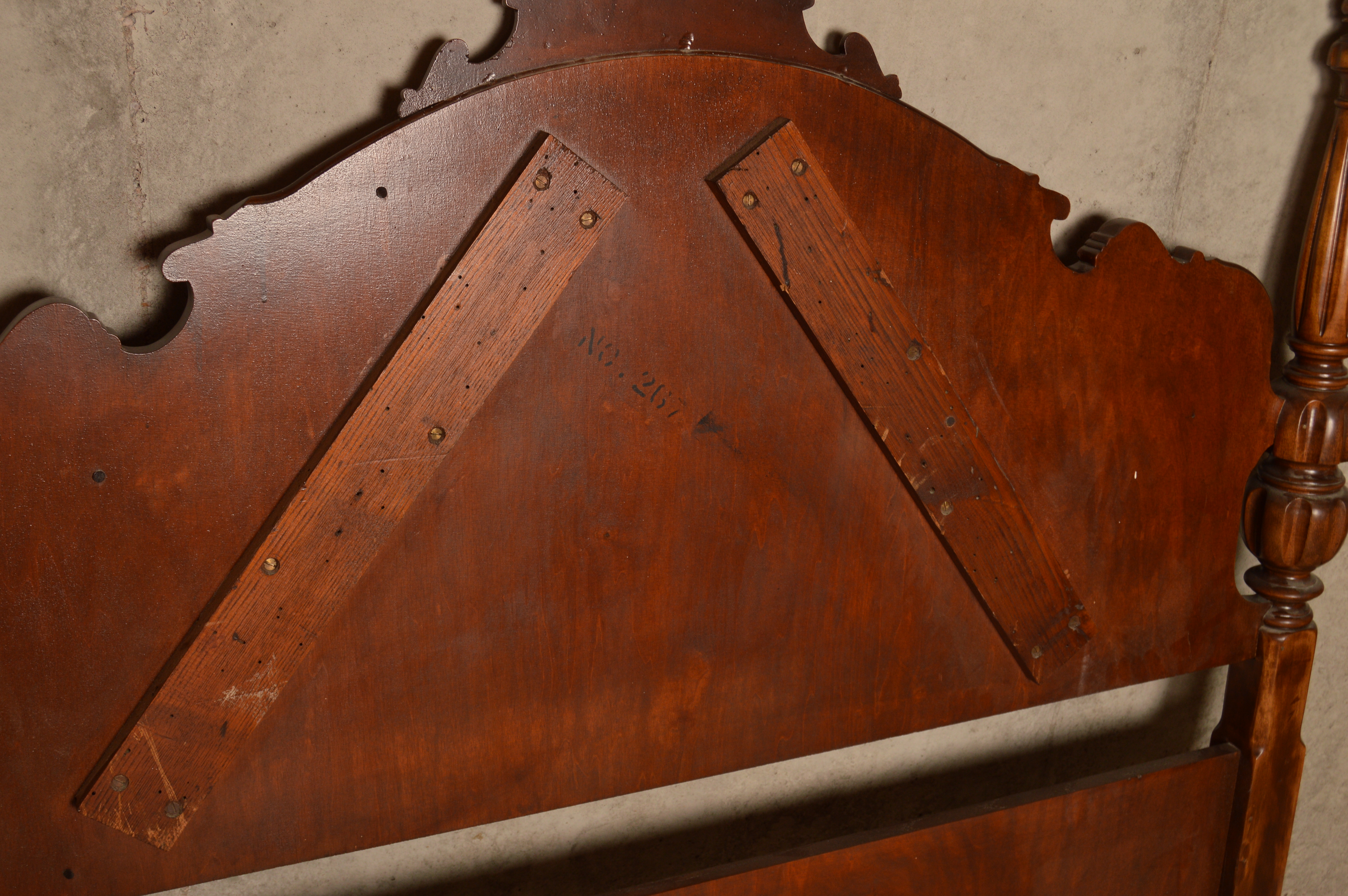 Victorian Style Full Size Wood Bed Frame