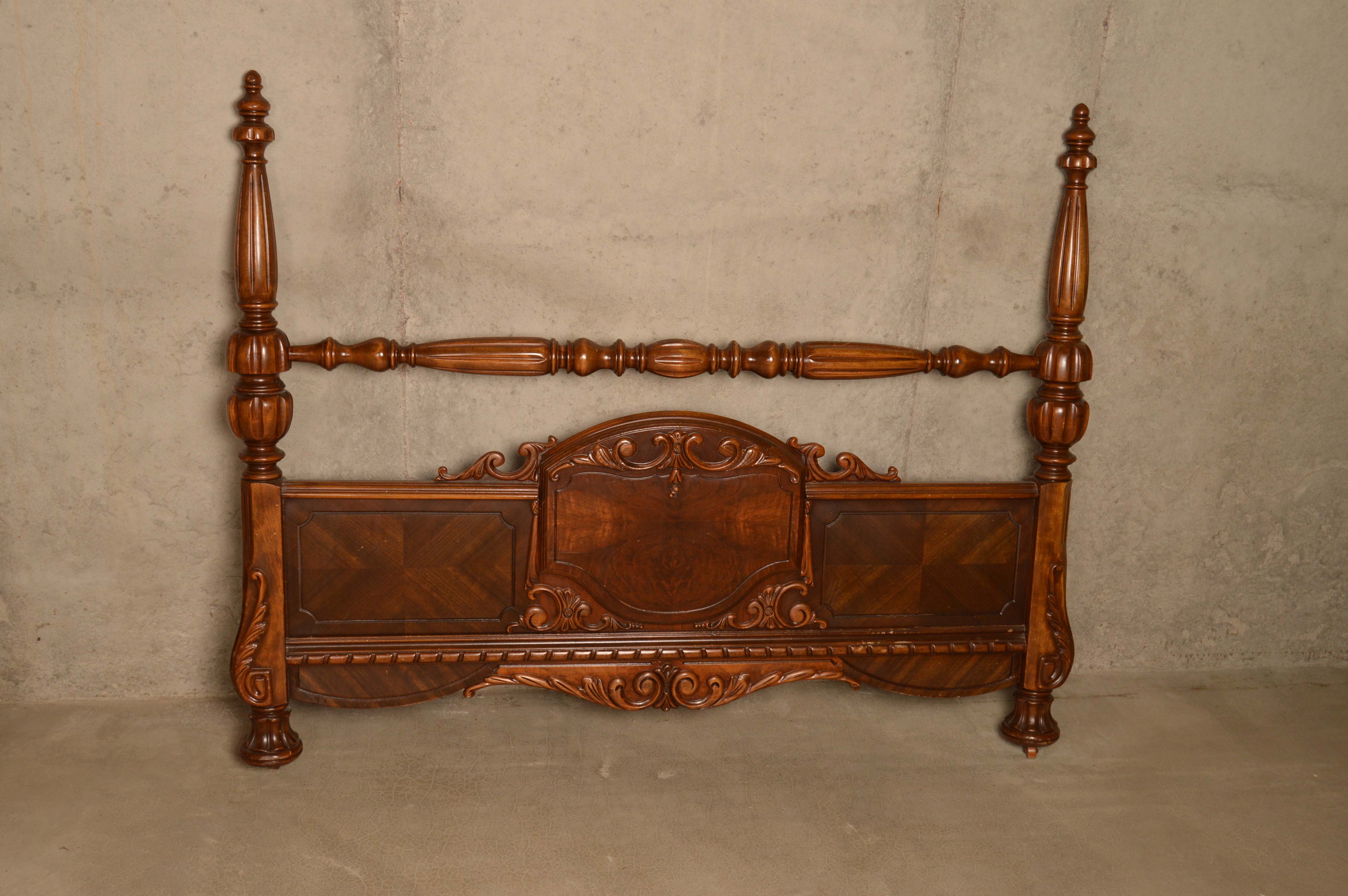 Victorian Style Full Size Wood Bed Frame