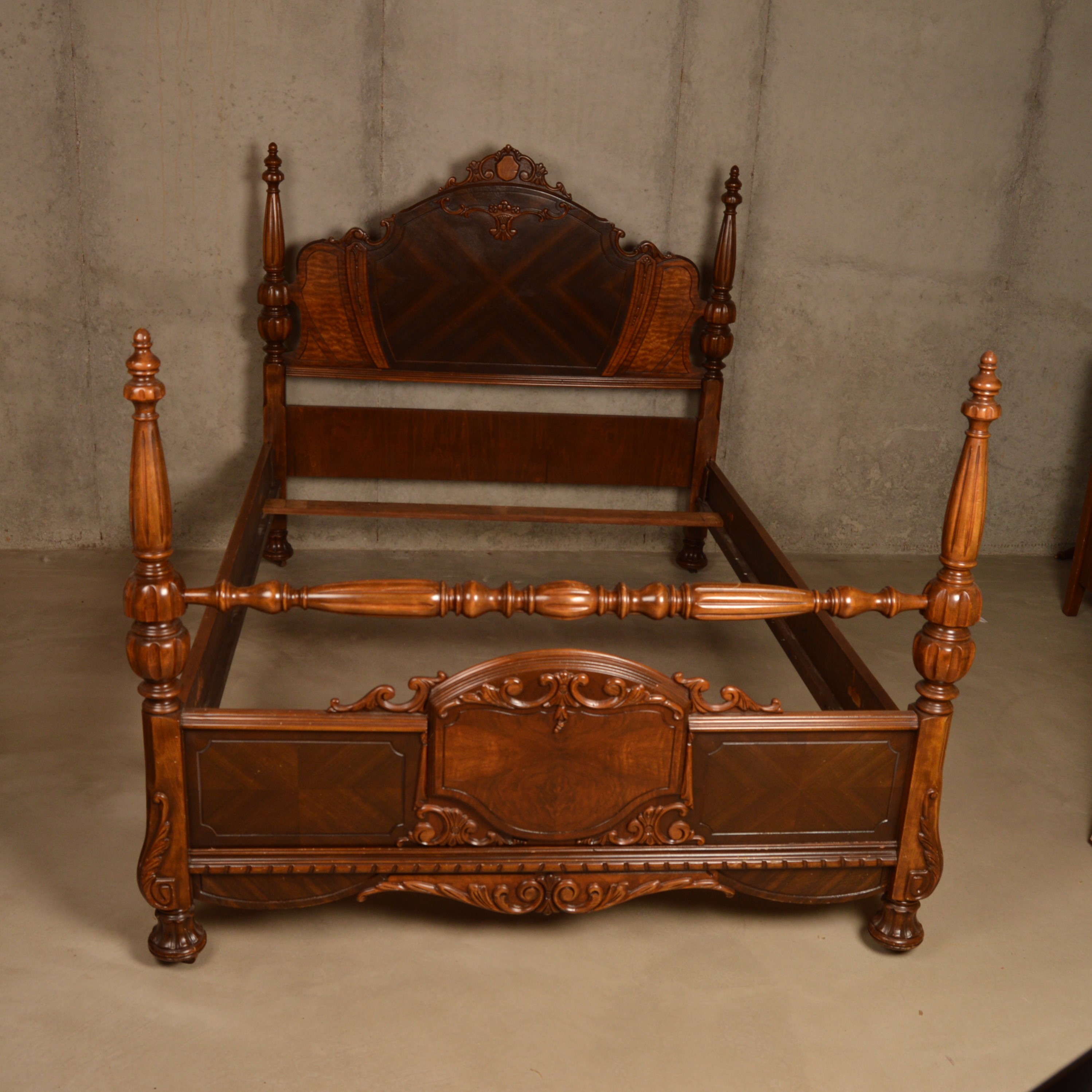 Victorian Style Full Size Wood Bed Frame