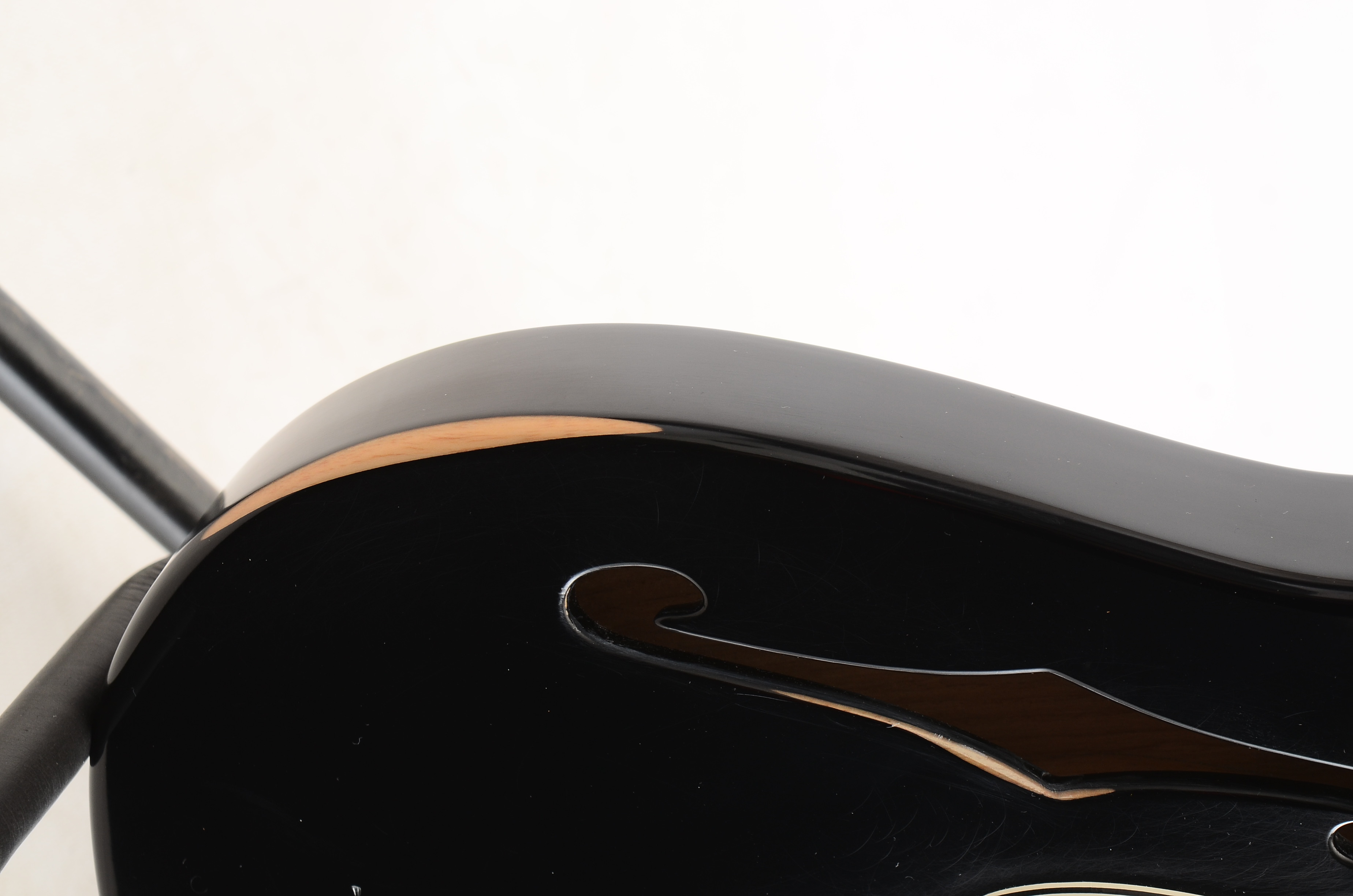 Fender Classic Player Thinline Telecaster Deluxe Electric Guitar with Gig Bag