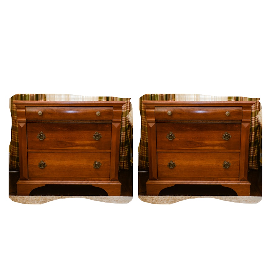 Pair of Traditional Style Nightstands by Pennsylvania House