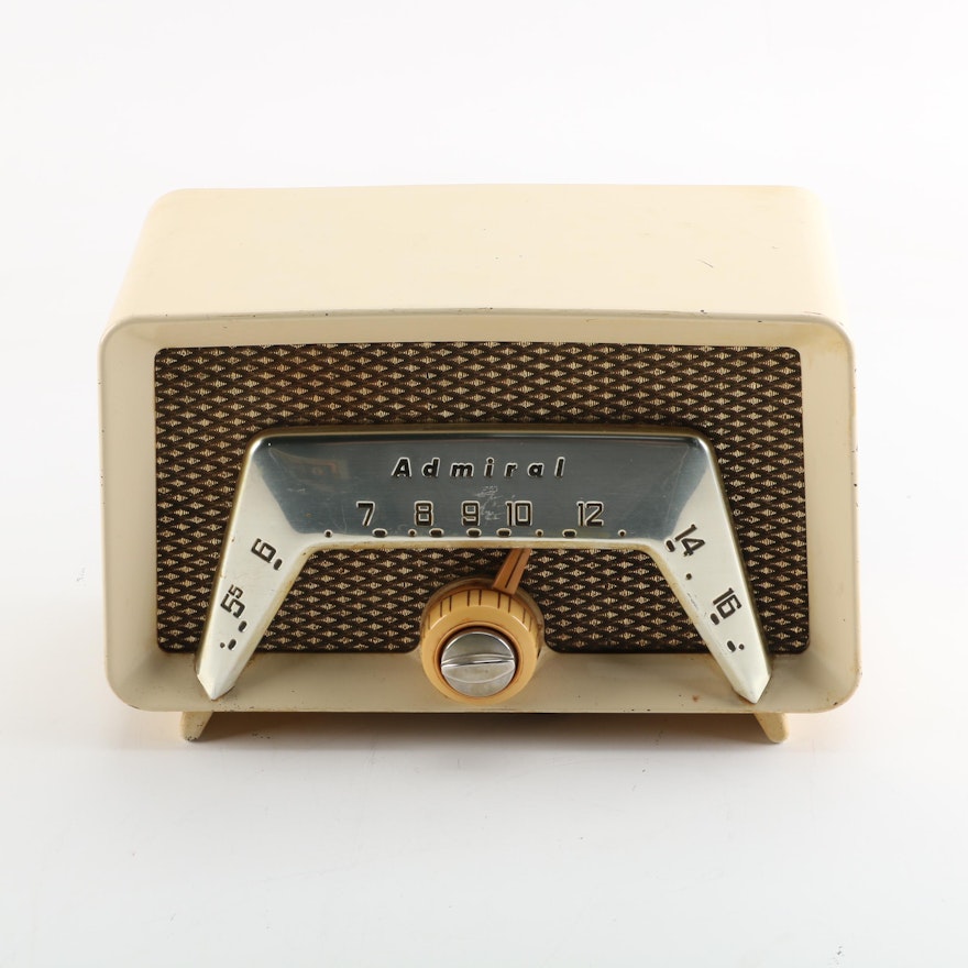 1952 Admiral 6C23 Smart Set Radio