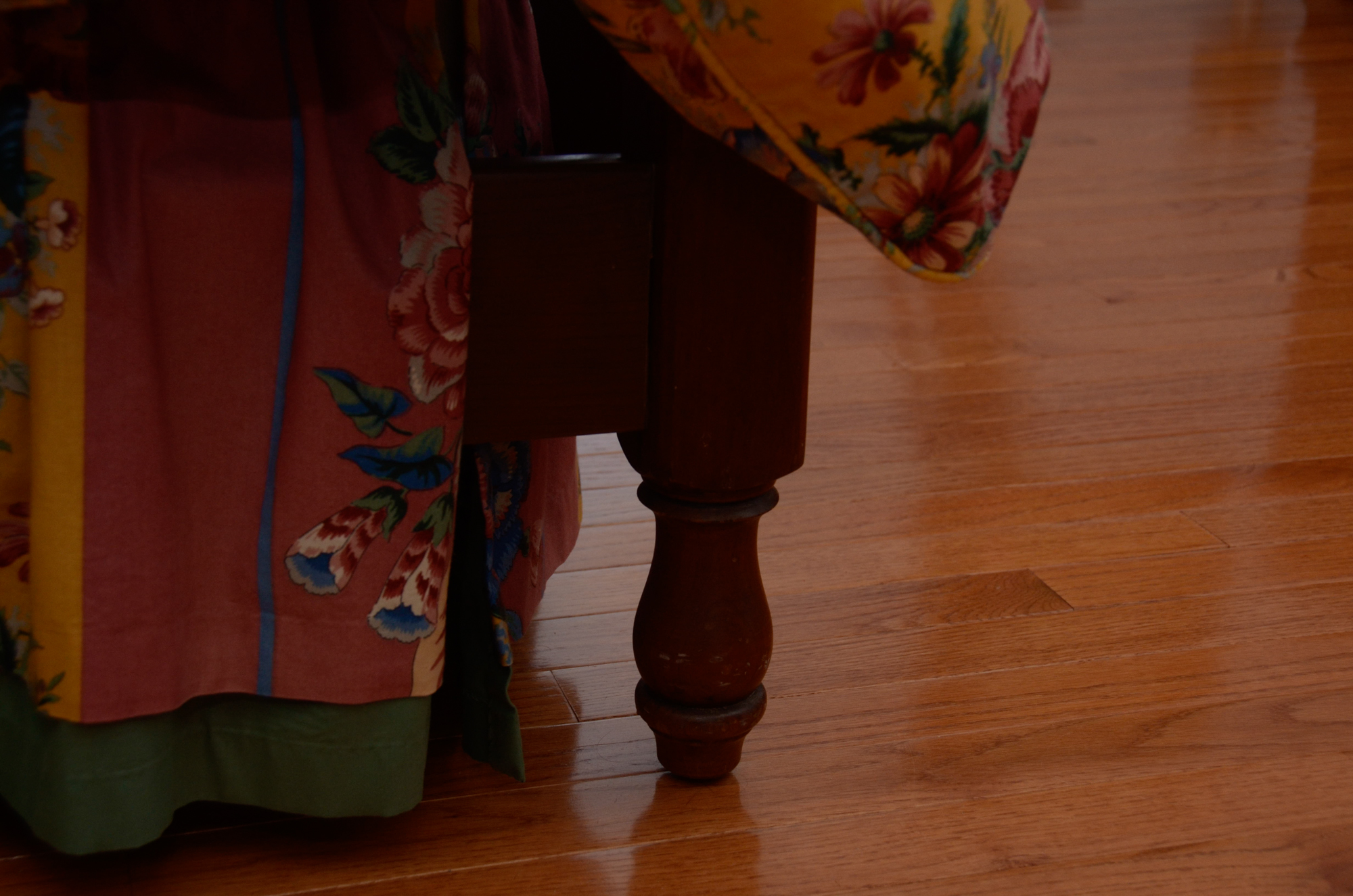 Vintage Queen Size Bed Frame