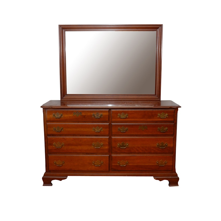 Vintage Colonial Style Dresser with Mirror