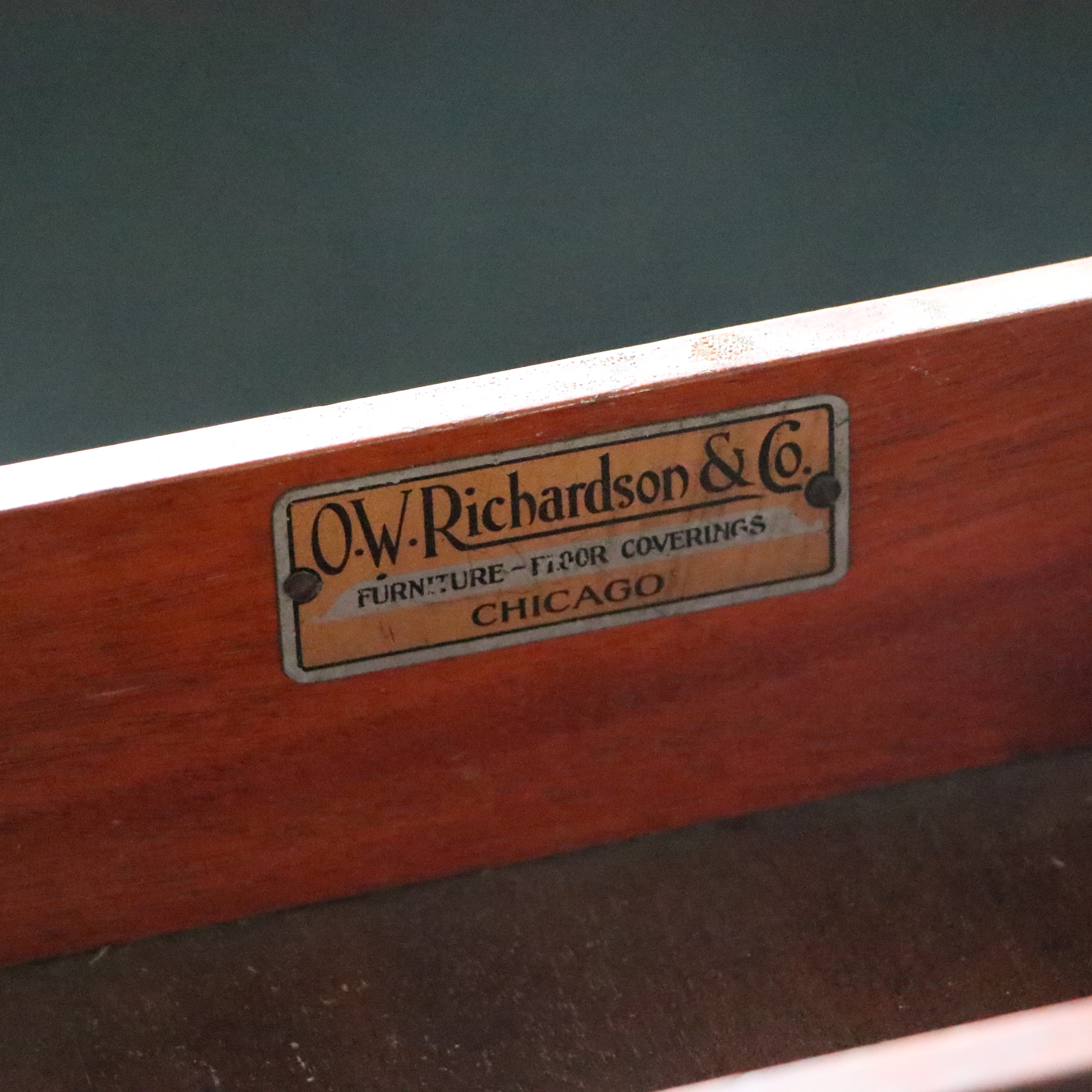 Vintage William and Mary Style Gateleg Drop Leaf Table by O.W. Richardson & Co.