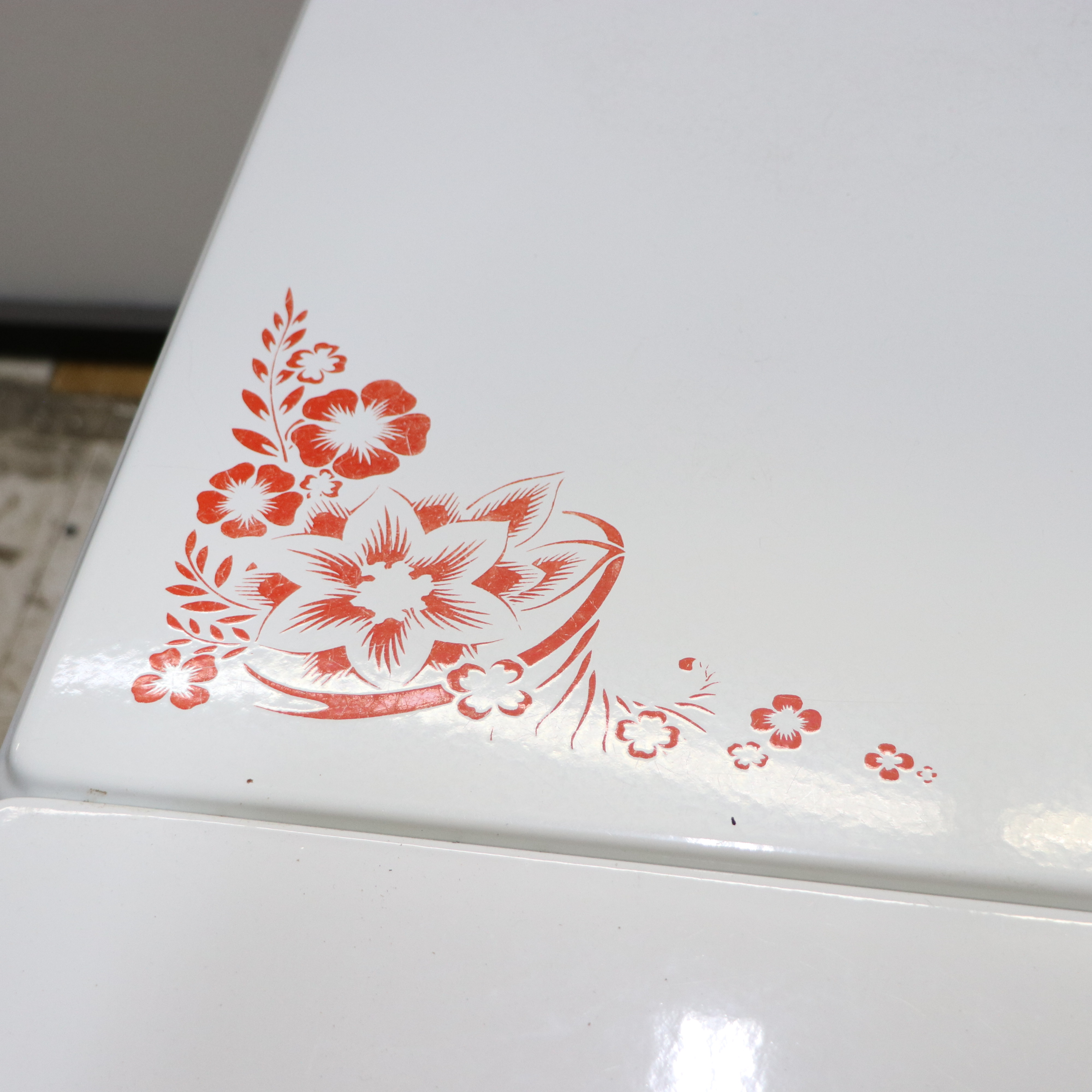 Vintage Tepco Enamel Draw-Leaf Kitchen Table