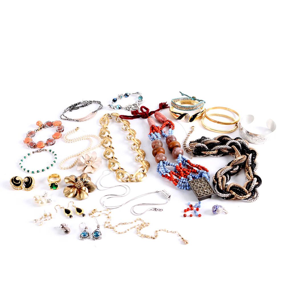 Jewelry Selection with Genninger Murano Bracelet and Trina Turk Ring