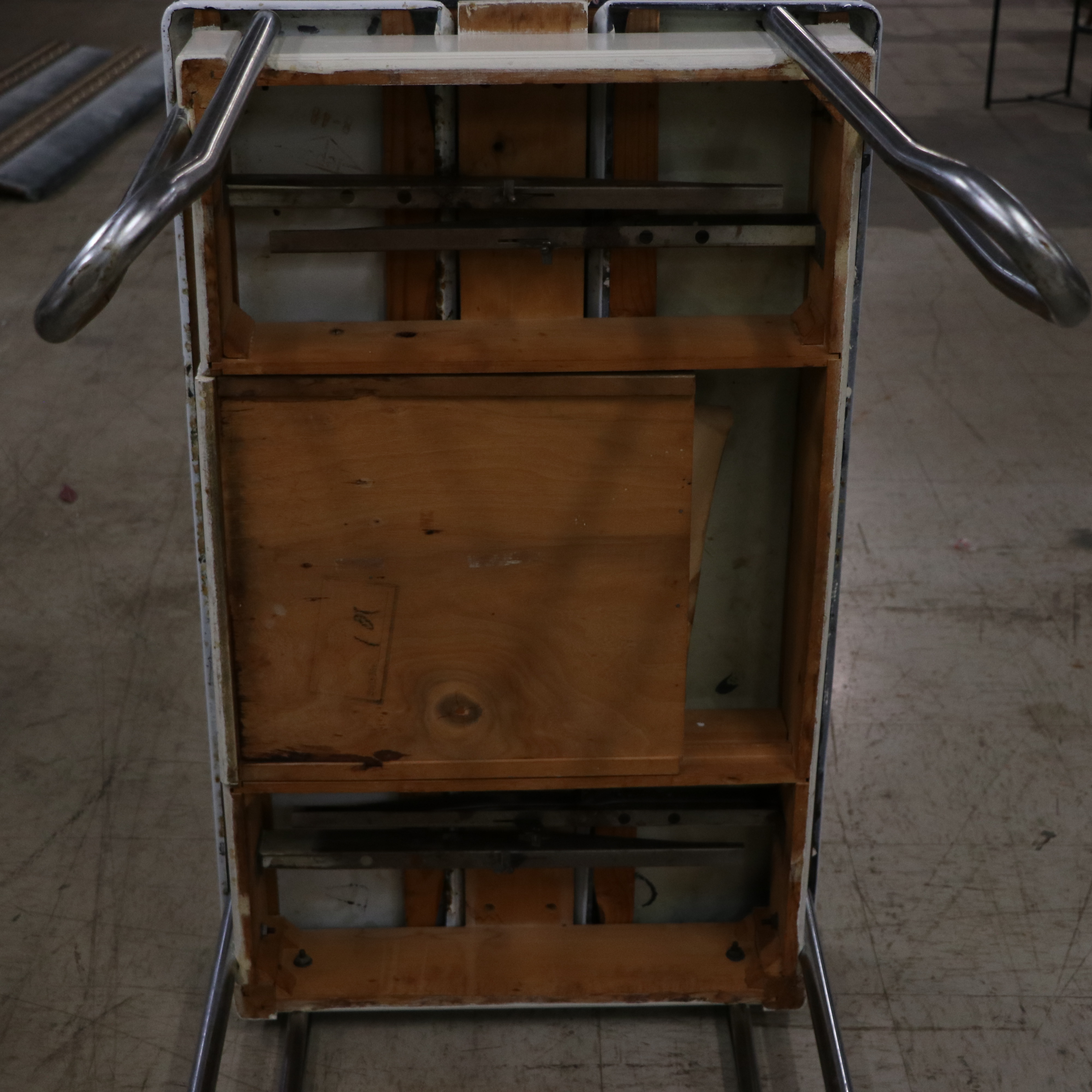 Vintage Tepco Enamel Draw-Leaf Kitchen Table