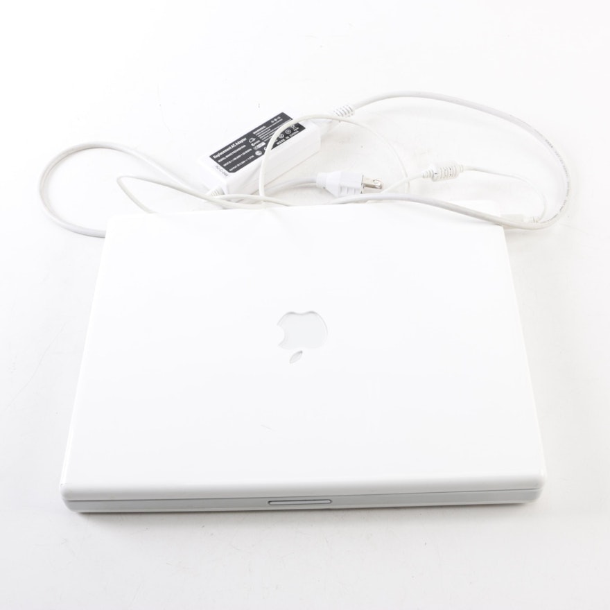 Apple iBook G4 with Charger