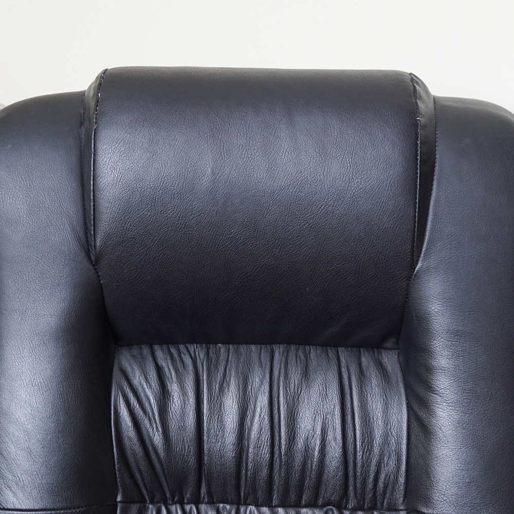 Tung Yu Contemporary Office Desk Chair on Casters