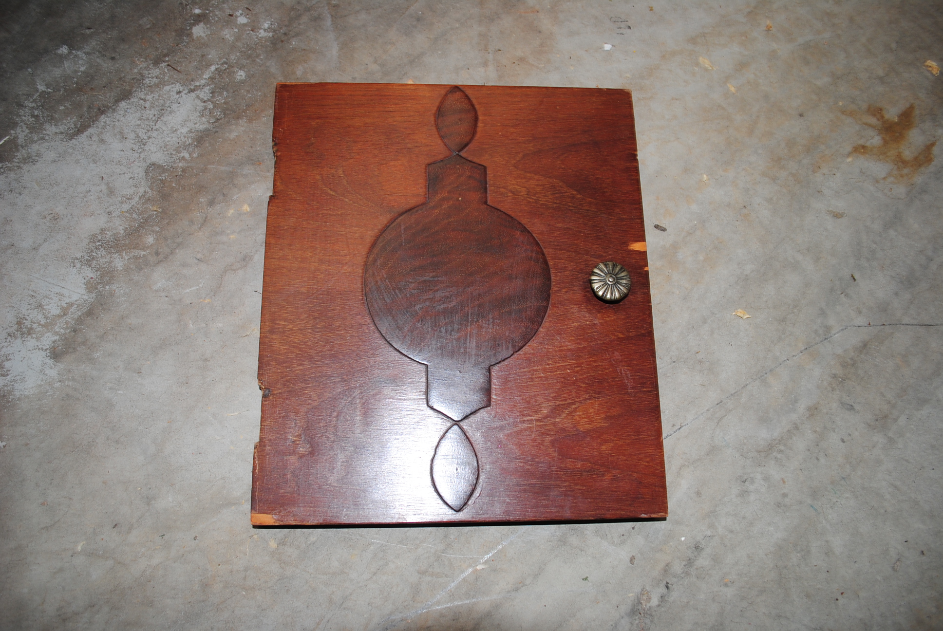 Vintage Queen Anne Style Vanity