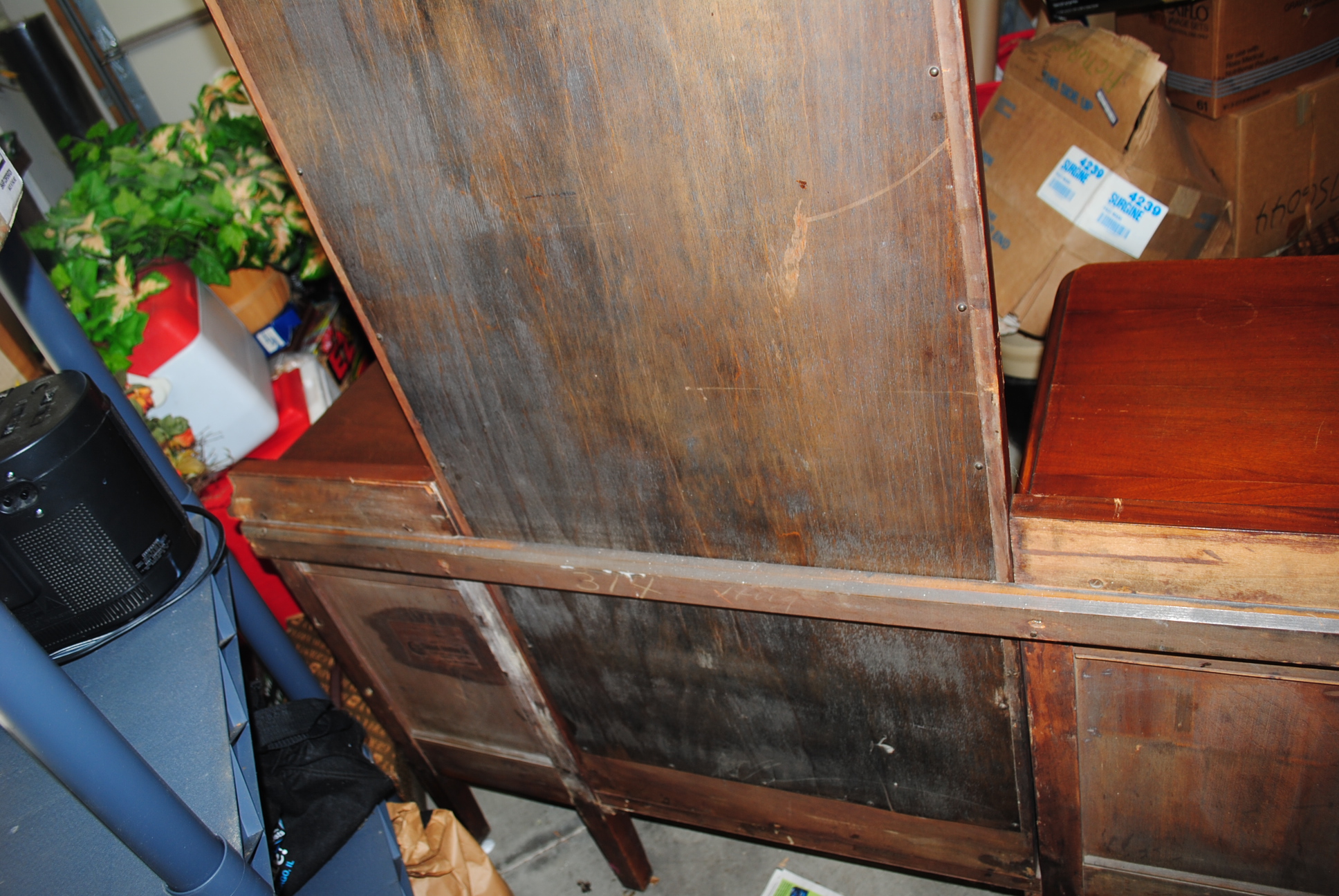 Vintage Queen Anne Style Vanity