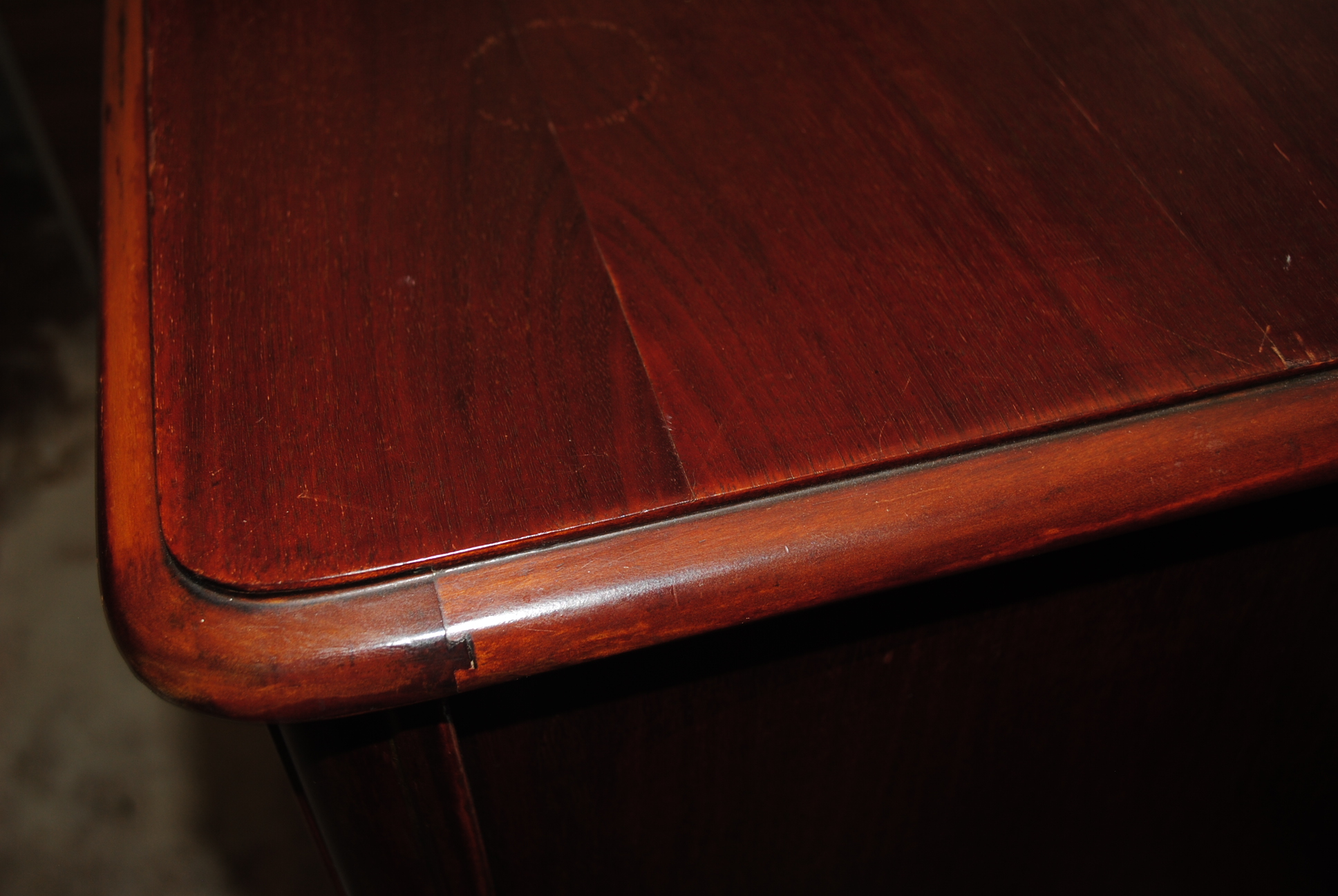 Vintage Queen Anne Style Vanity