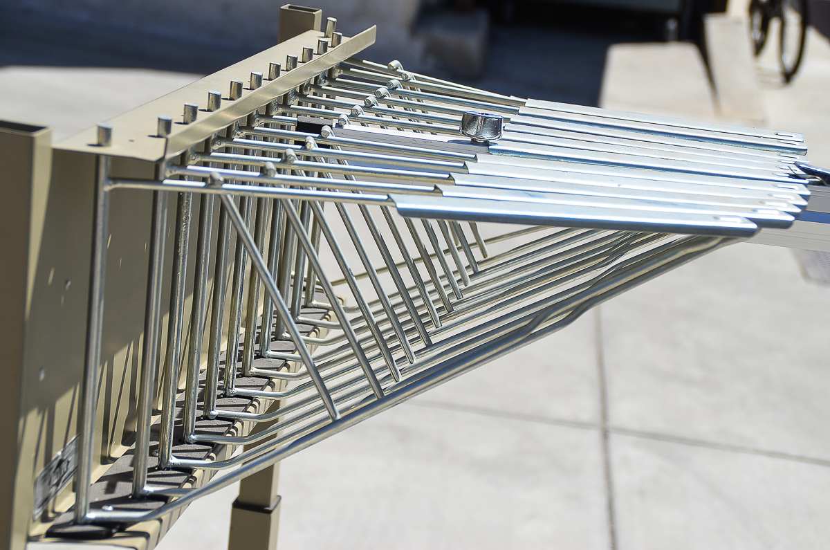 Alvin Metal Fixture with Swivel Arms