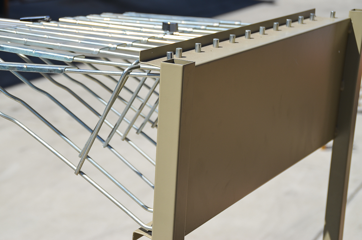 Alvin Metal Fixture with Swivel Arms