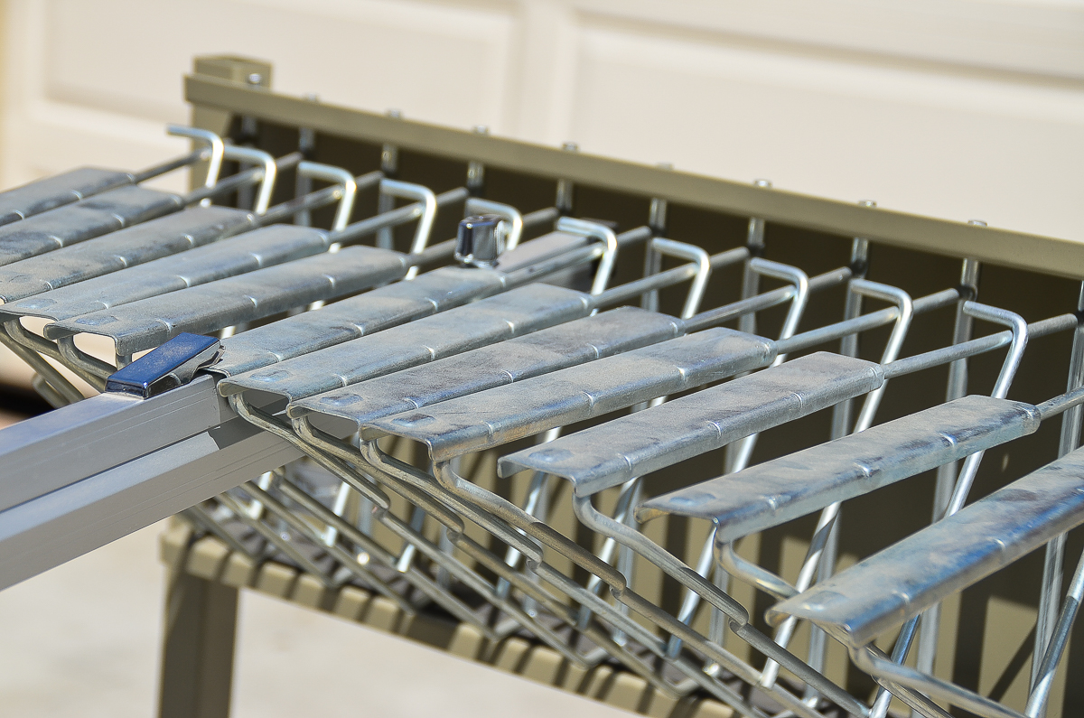 Alvin Metal Fixture with Swivel Arms