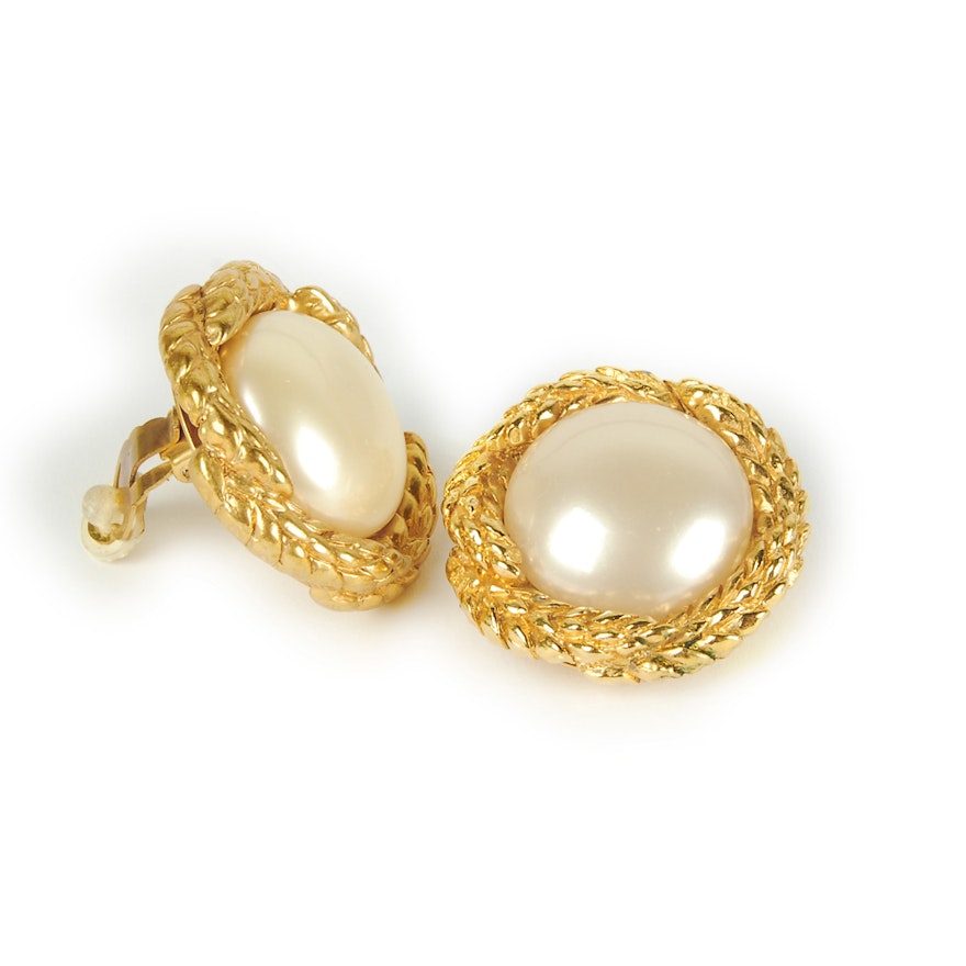 Chanel Imitation Pearl Clip On Earrings 1993 Autumn Collection