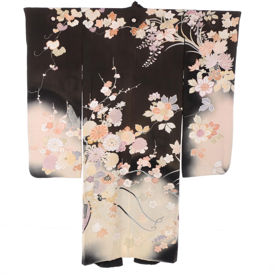 Vintage Japanese Silk Crested Furisode Kimono