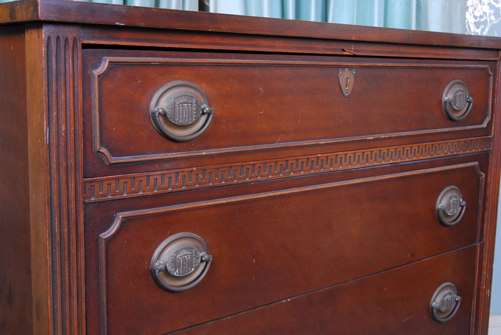 Vintage Mahogany Chest of Drawers