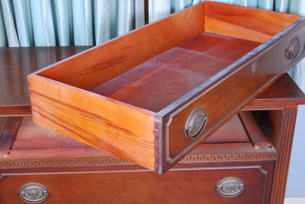 Vintage Mahogany Chest of Drawers