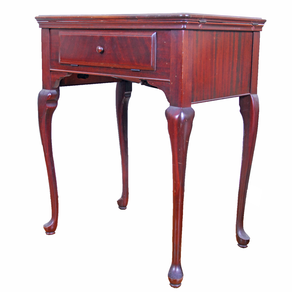 Vintage Singer Sewing Machine and Table