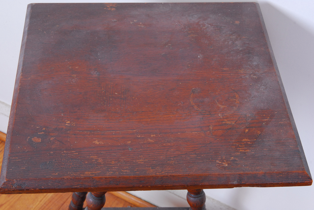 Spool Turned Accent Table