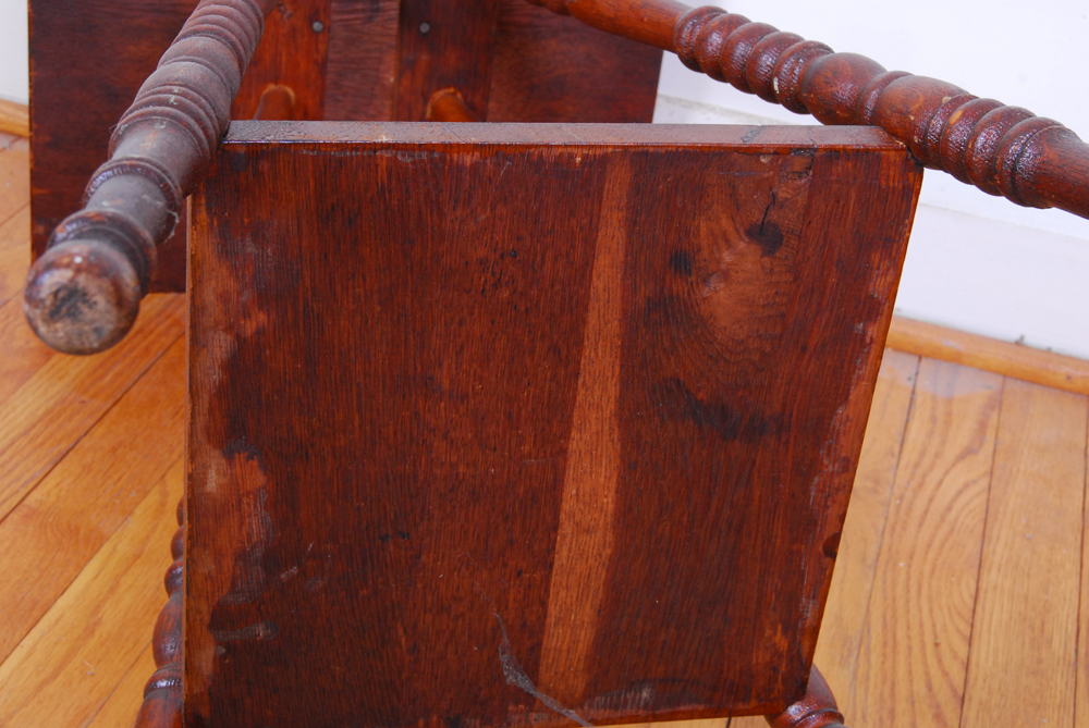 Spool Turned Accent Table