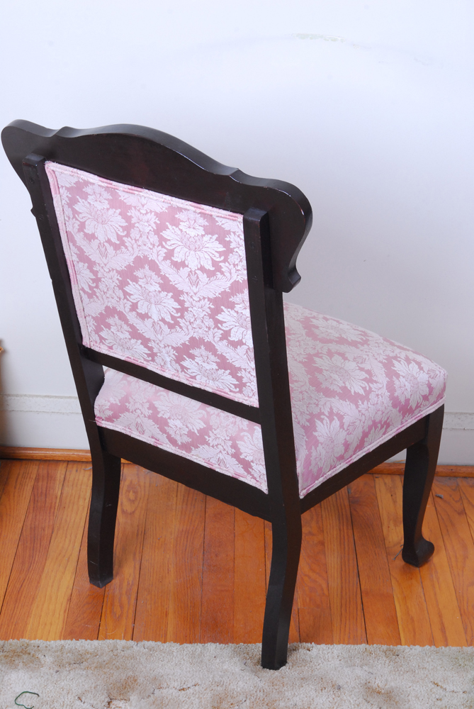 Vintage Mahogany Finish Chair