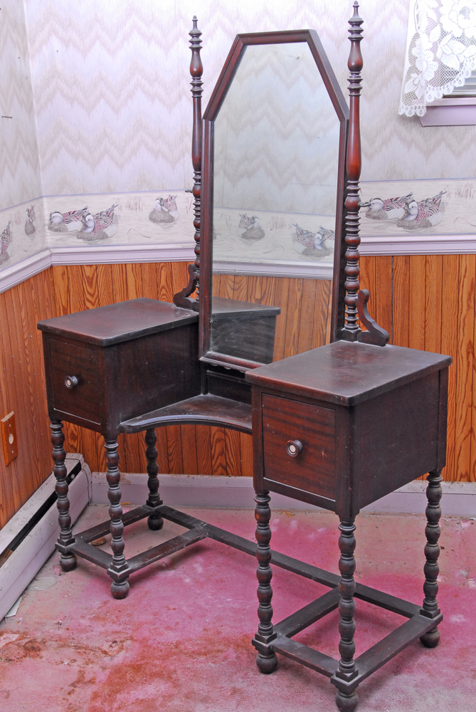 Vintage Mahogany Vanity