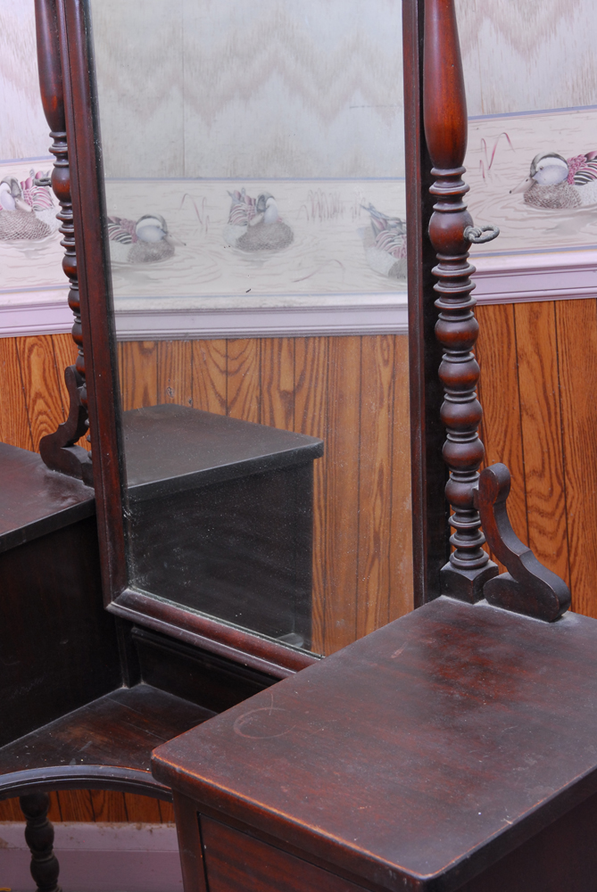 Vintage Mahogany Vanity