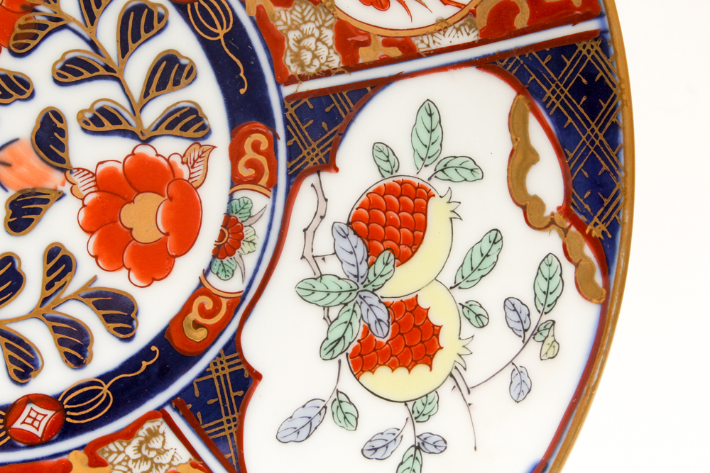 Gold Imari and Arita Hand-Painted Decorative Plates