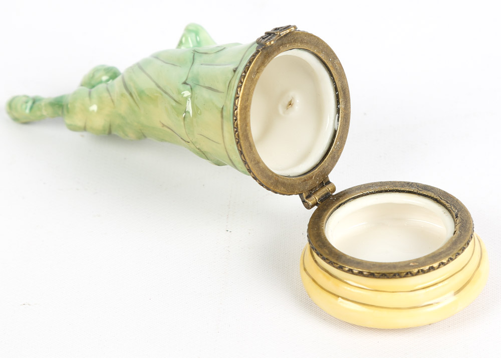 Vintage Porcelain Miniature Boxes