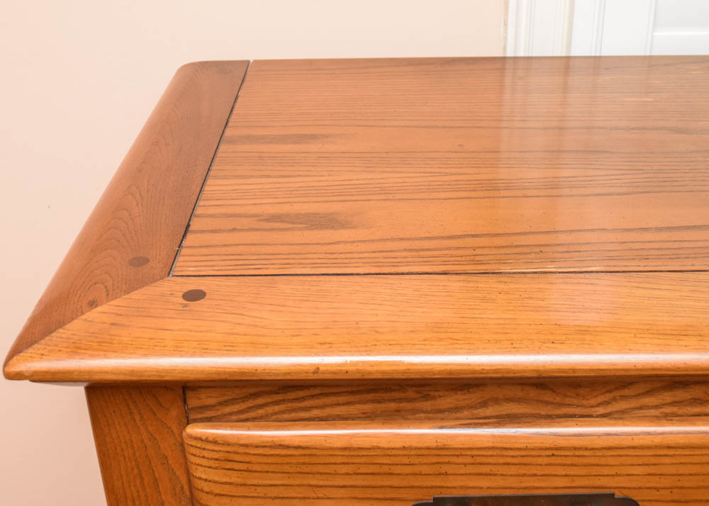 Link-Taylor "Countryside" Oak Chest of Drawers