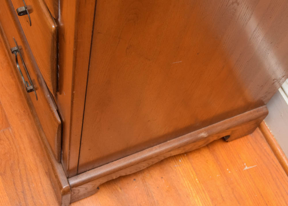 Link-Taylor "Countryside" Oak Chest of Drawers