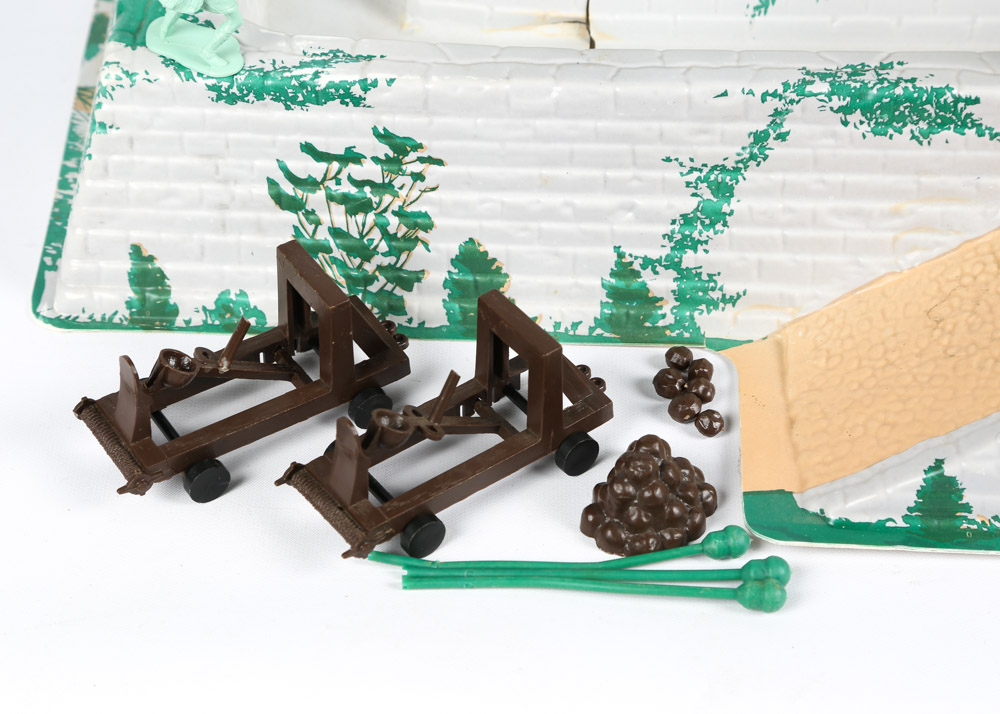 Vintage 1960s Era Marx "Medieval Castle" Model 4707 Playset