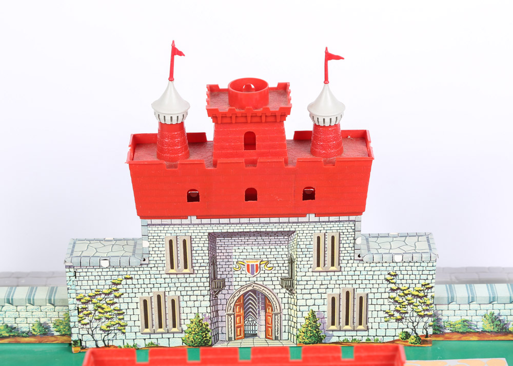Vintage 1960s Era Marx "Medieval Castle" Model 4707 Playset