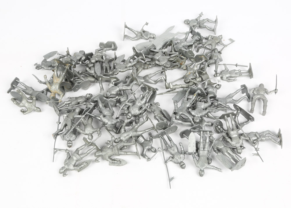 Vintage 1960s Era Marx "Medieval Castle" Model 4707 Playset