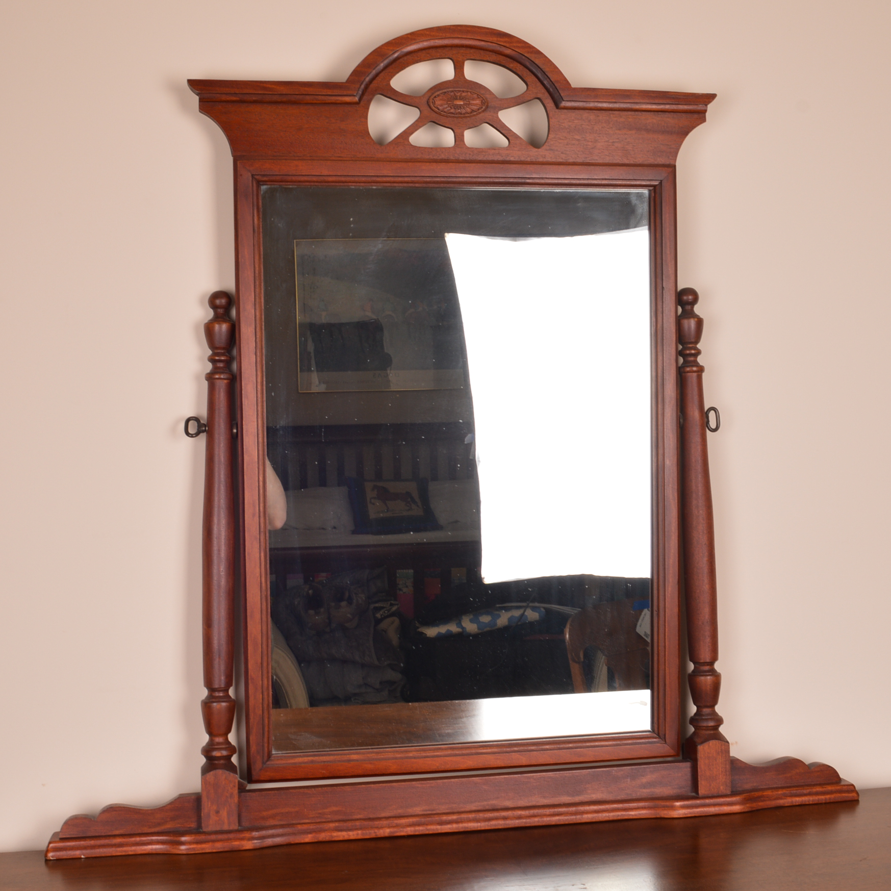 Antique to Vintage Sligh Furniture Company Dresser