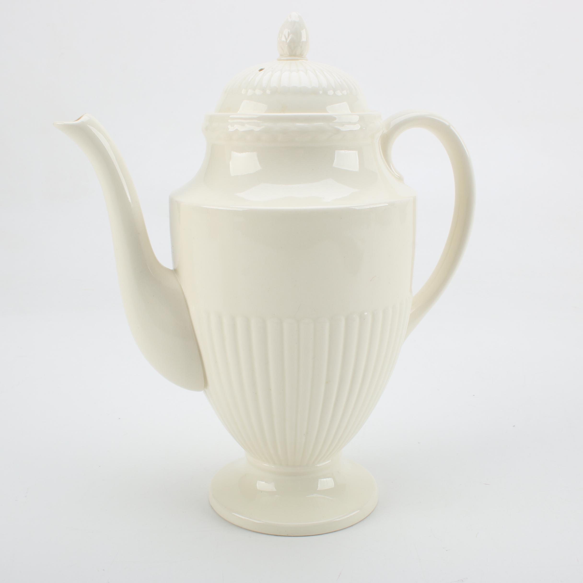 Wedgwood "Edme" Dinnerware and Serving Dishes