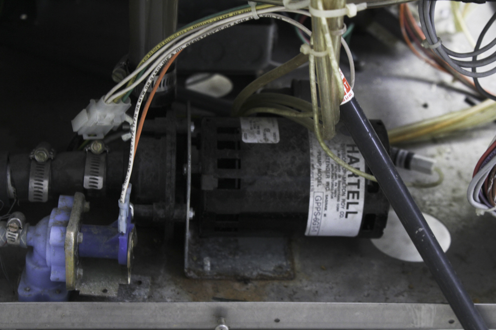 Glastender Commercial Glassware Dishwasher